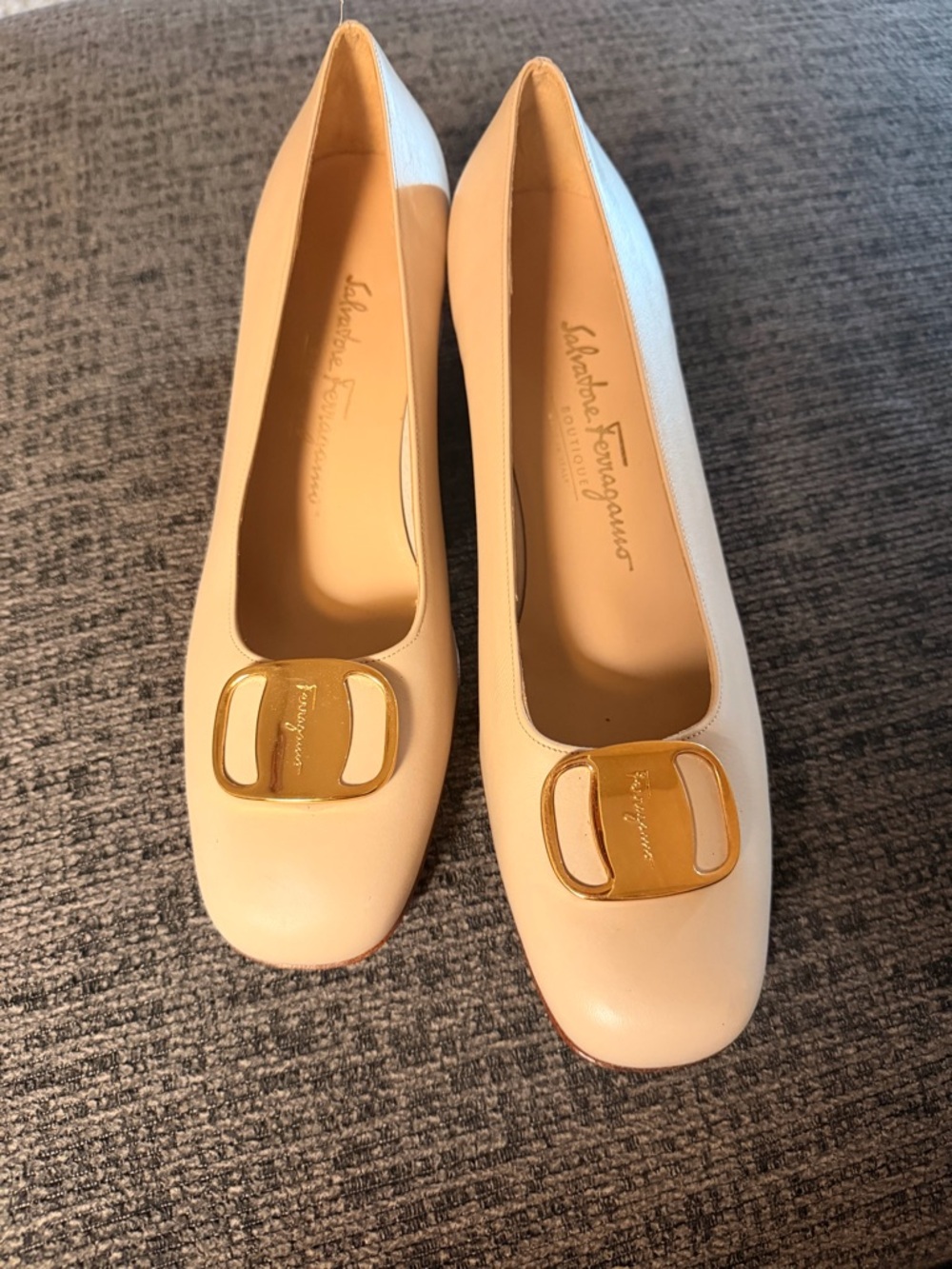 Salvatore Ferragamo Cream Leather Flats with Gold Logo Buckle